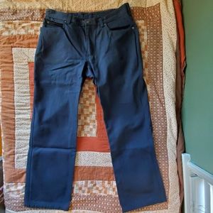 DULUTH TRADING COMPANY Size 38X32 Jeans. Navy. LNPWC.